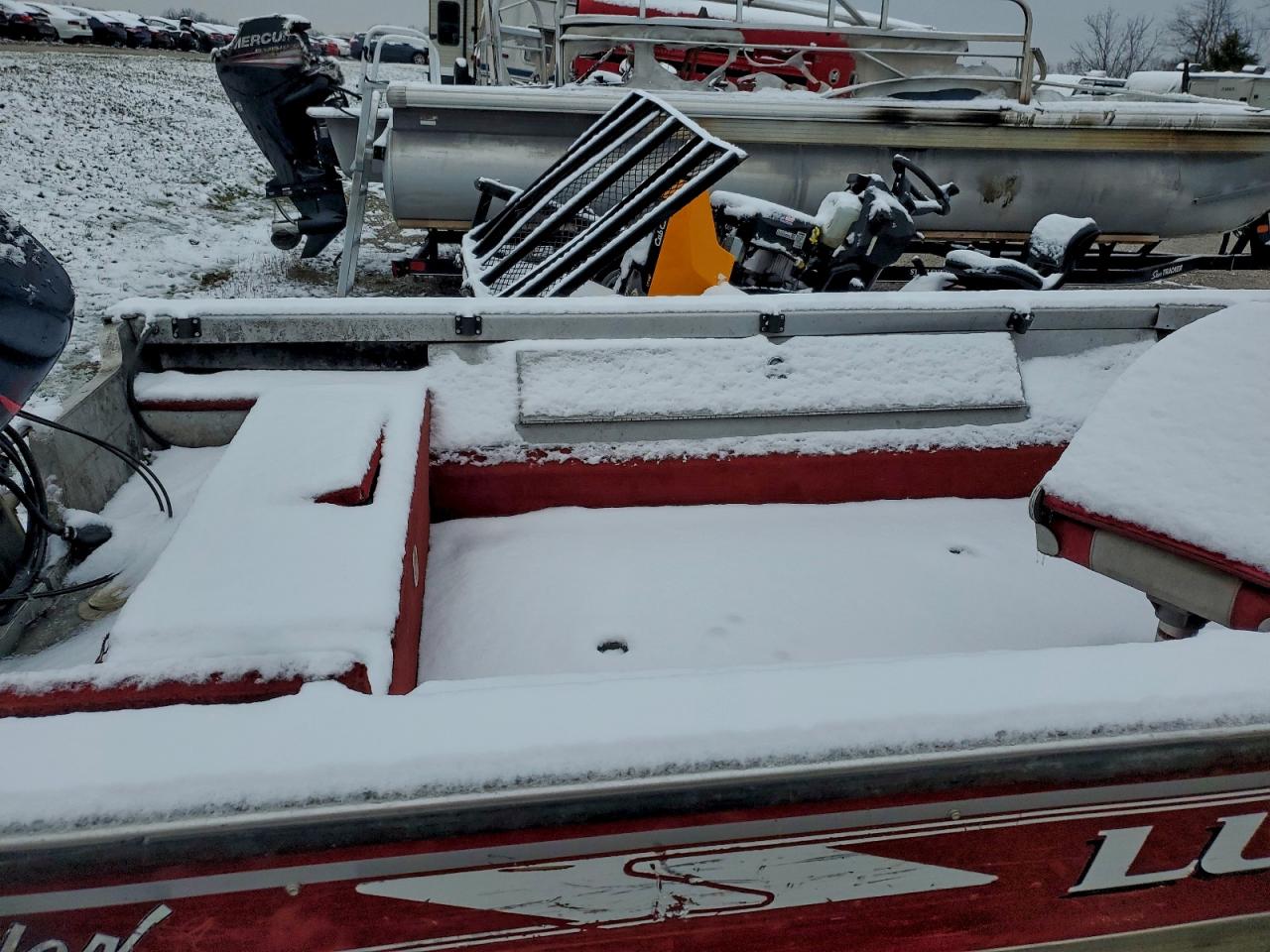 Lot #3304566456 1996 LUND BOAT