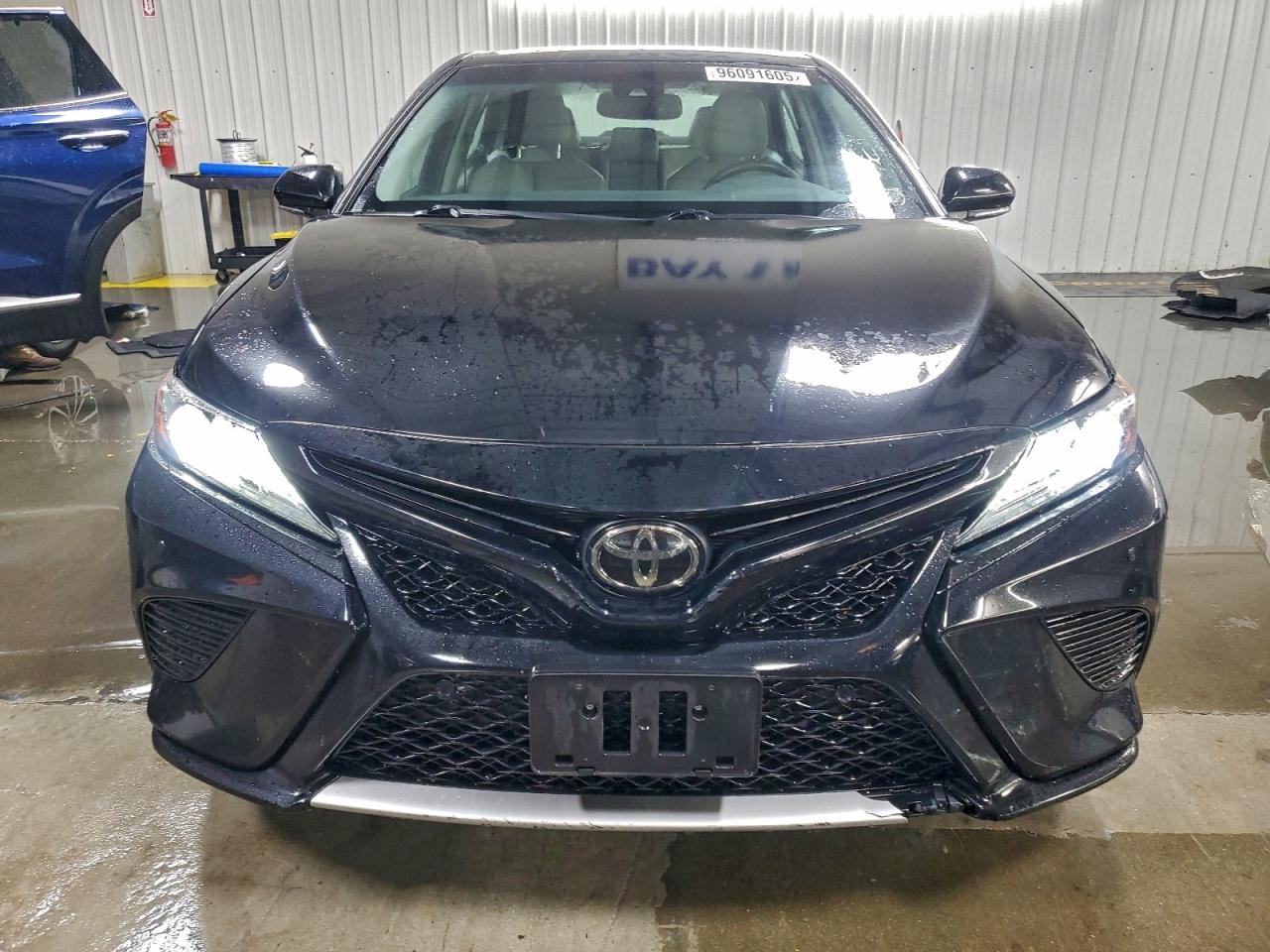 TOYOTA CAMRY XSE