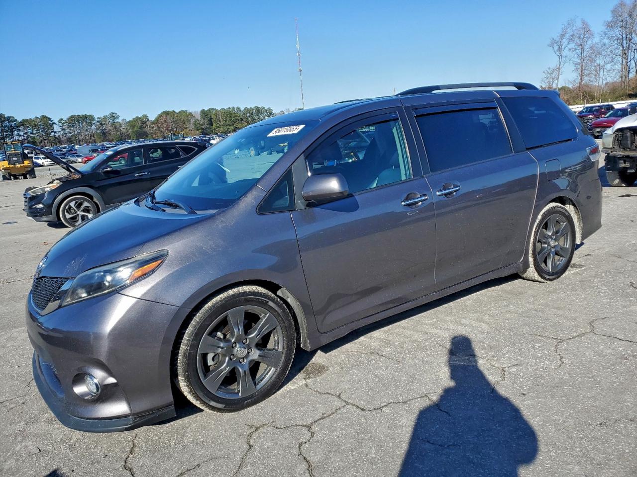 TOYOTA SIENNA SE
