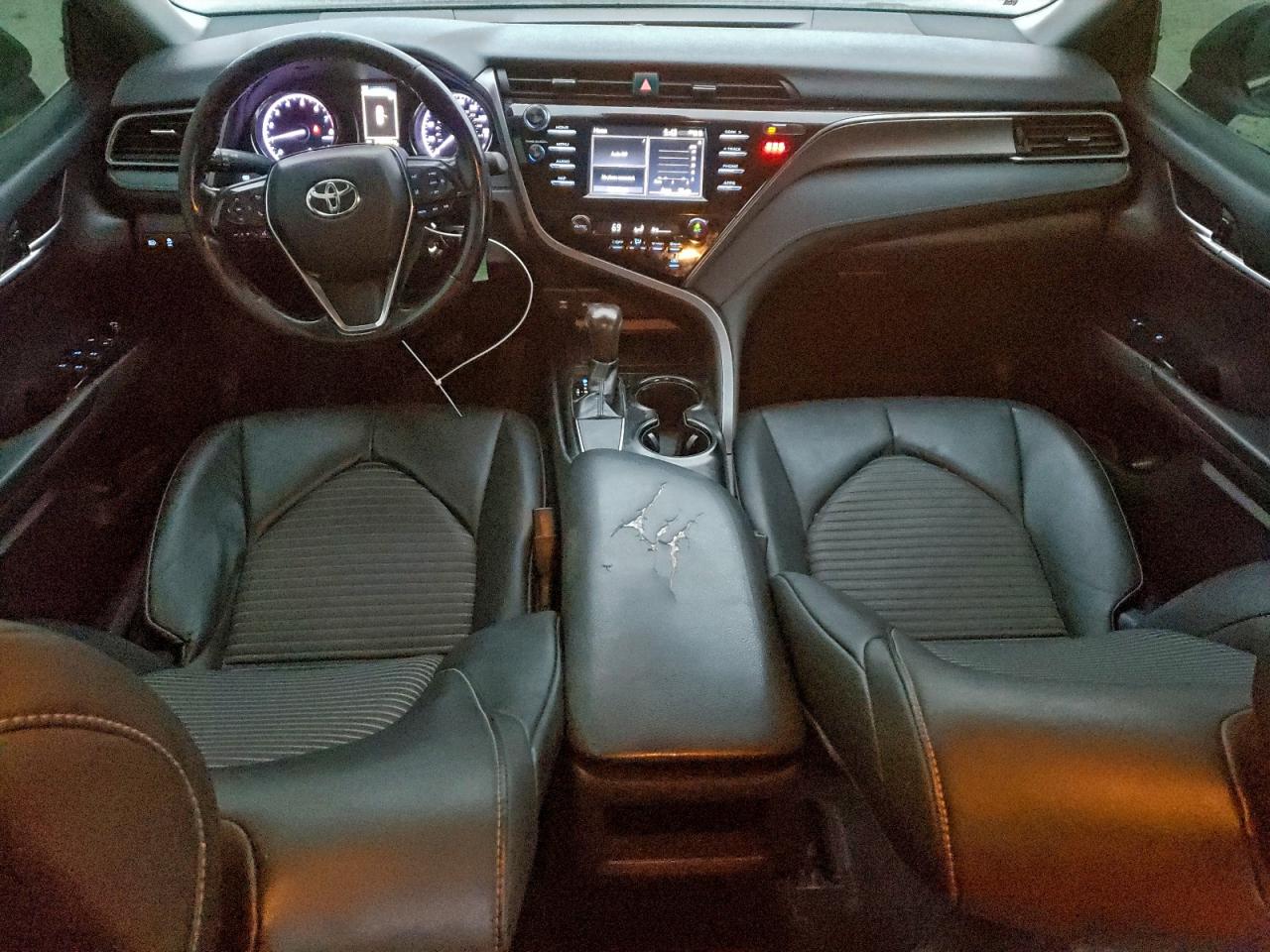 TOYOTA CAMRY L
