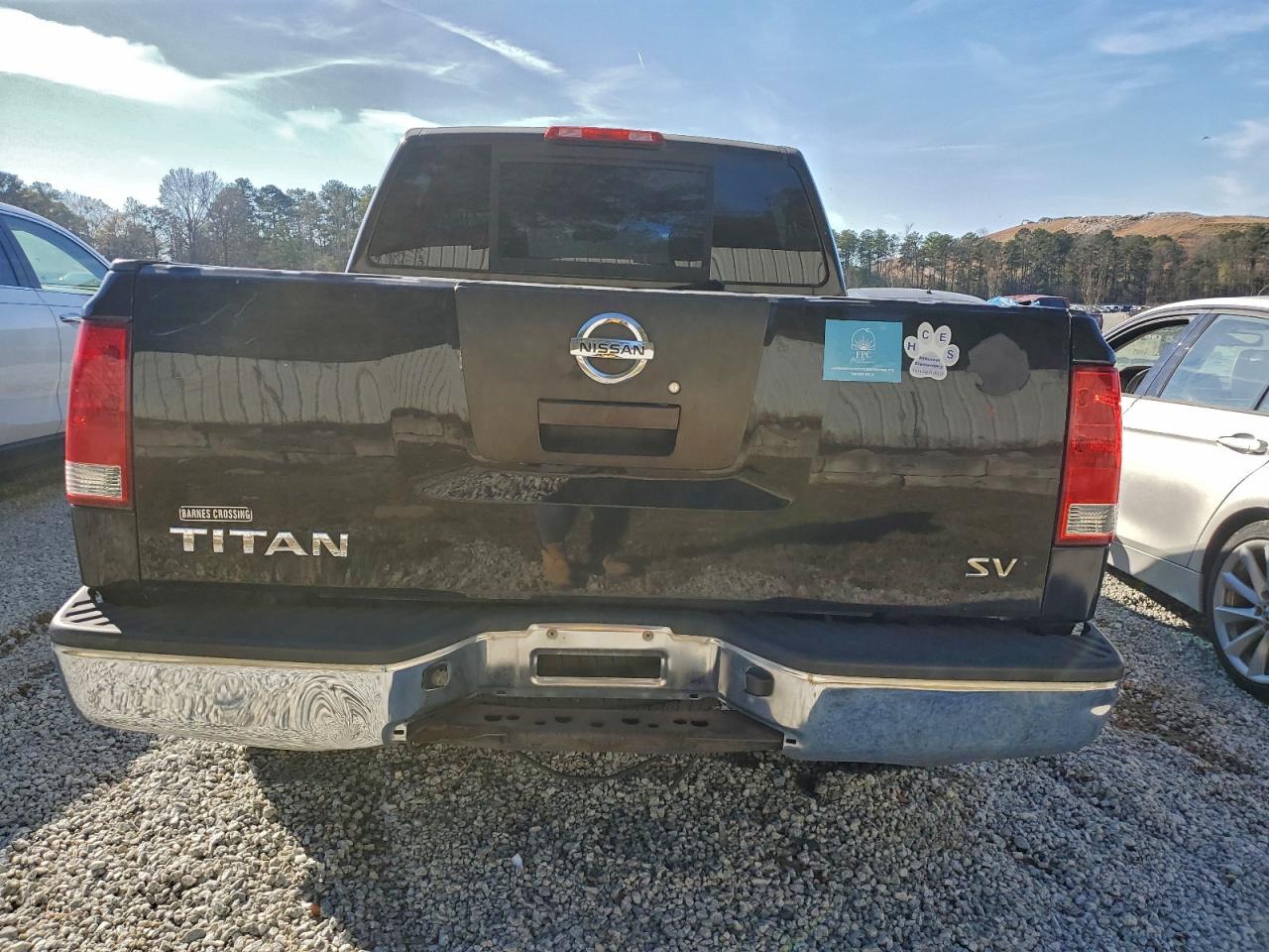NISSAN TITAN S