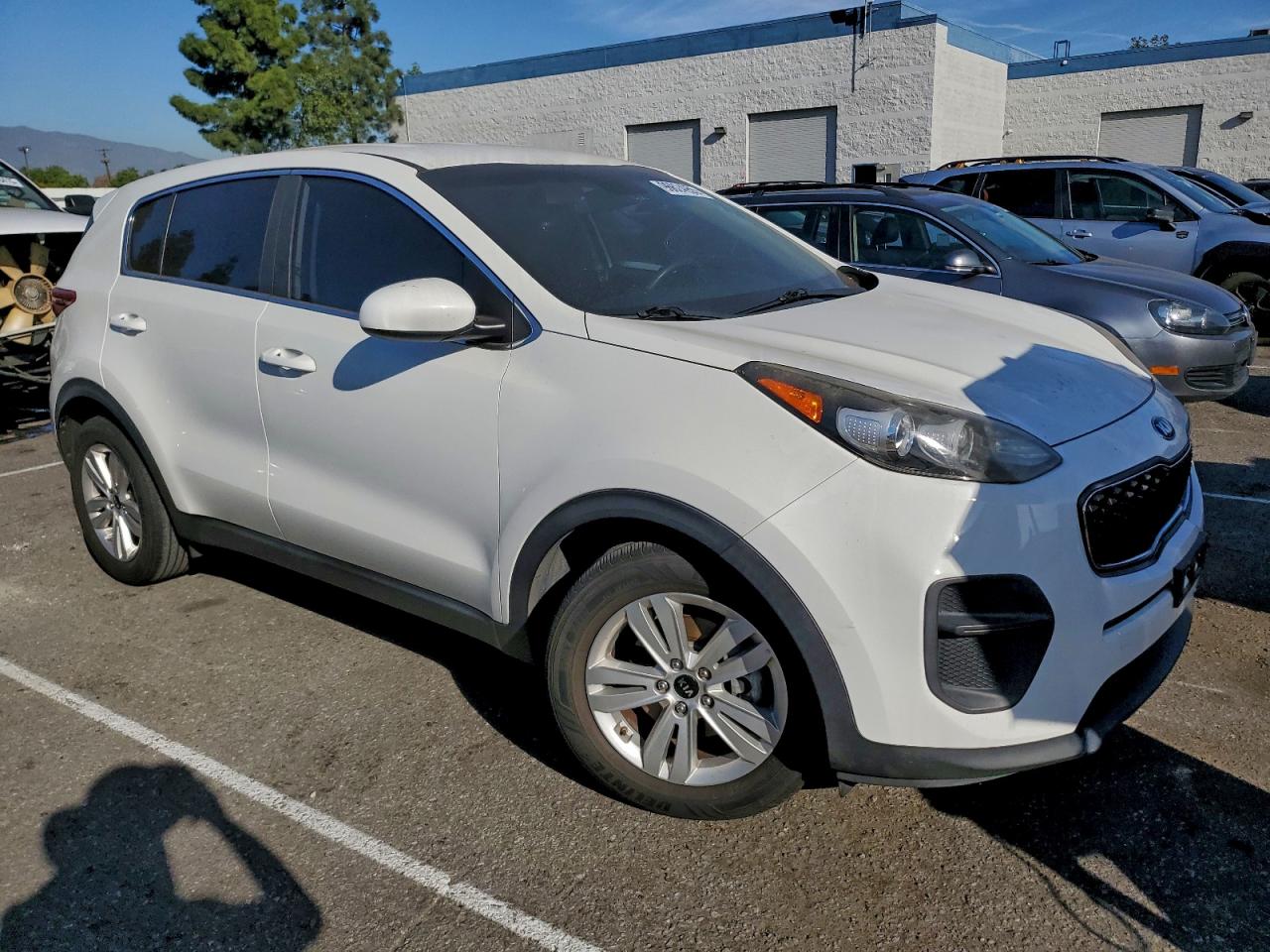 KIA SPORTAGE LX