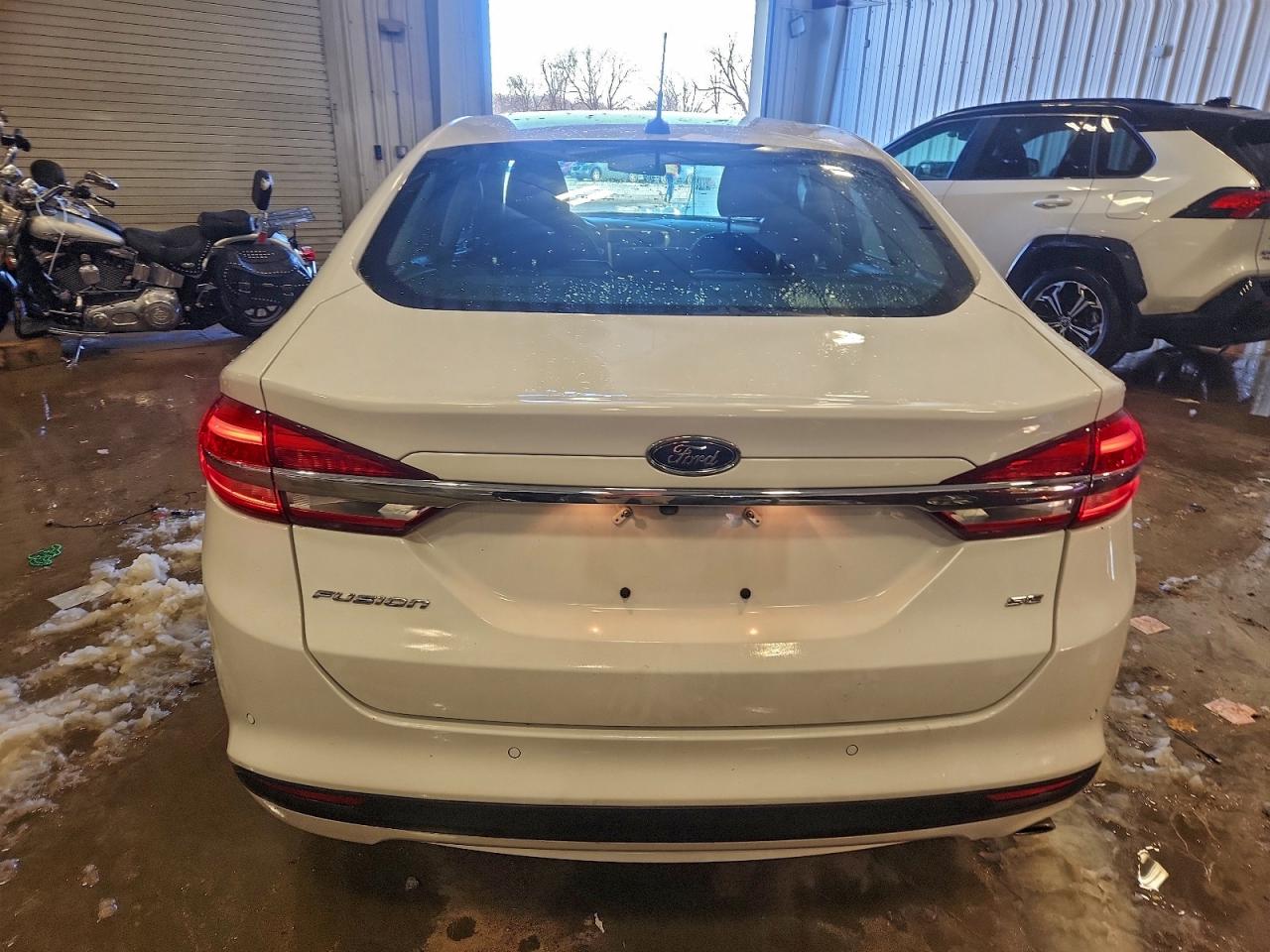 FORD FUSION SE