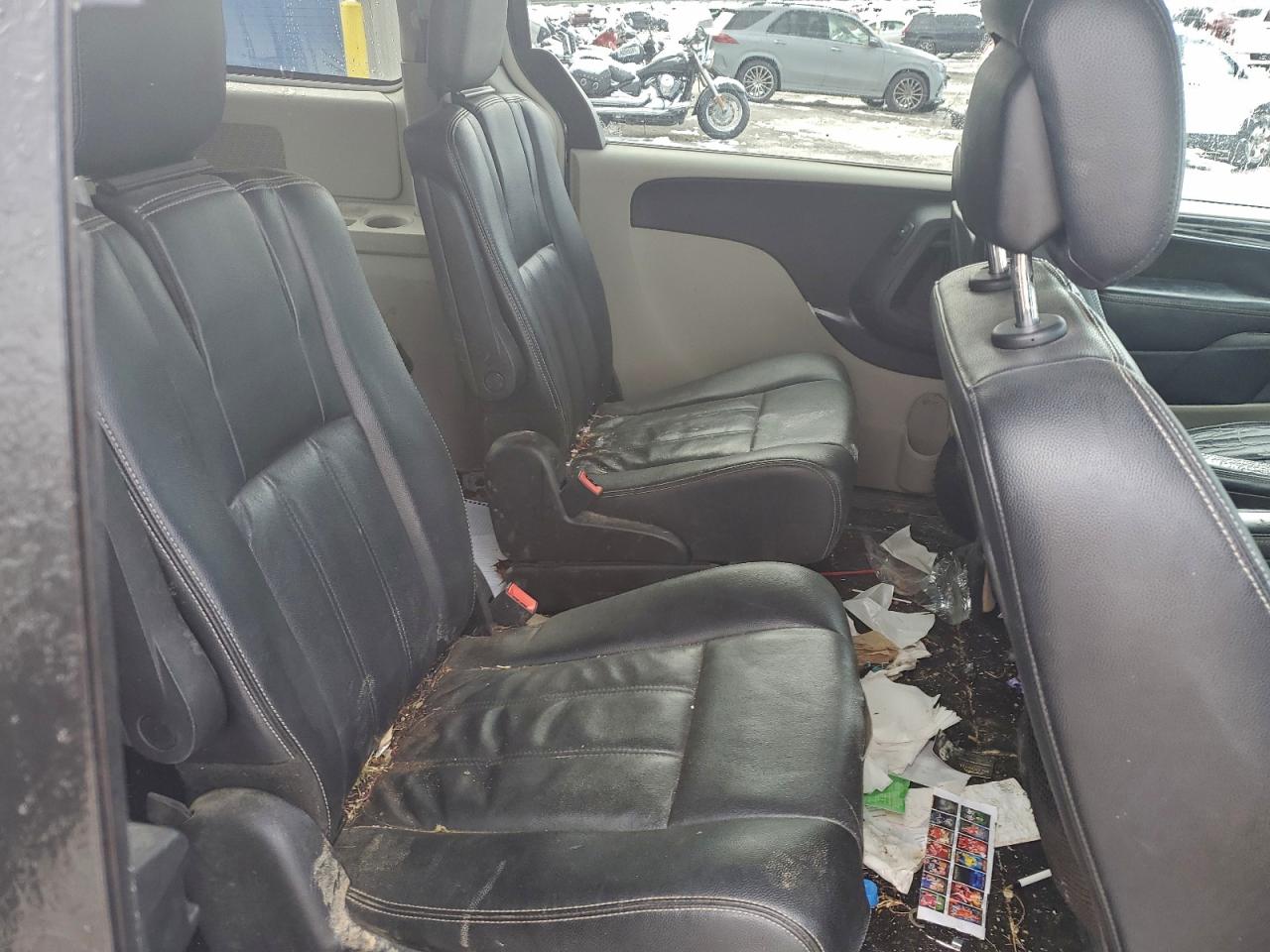 CHRYSLER TOWN & COUNTRY TOURING