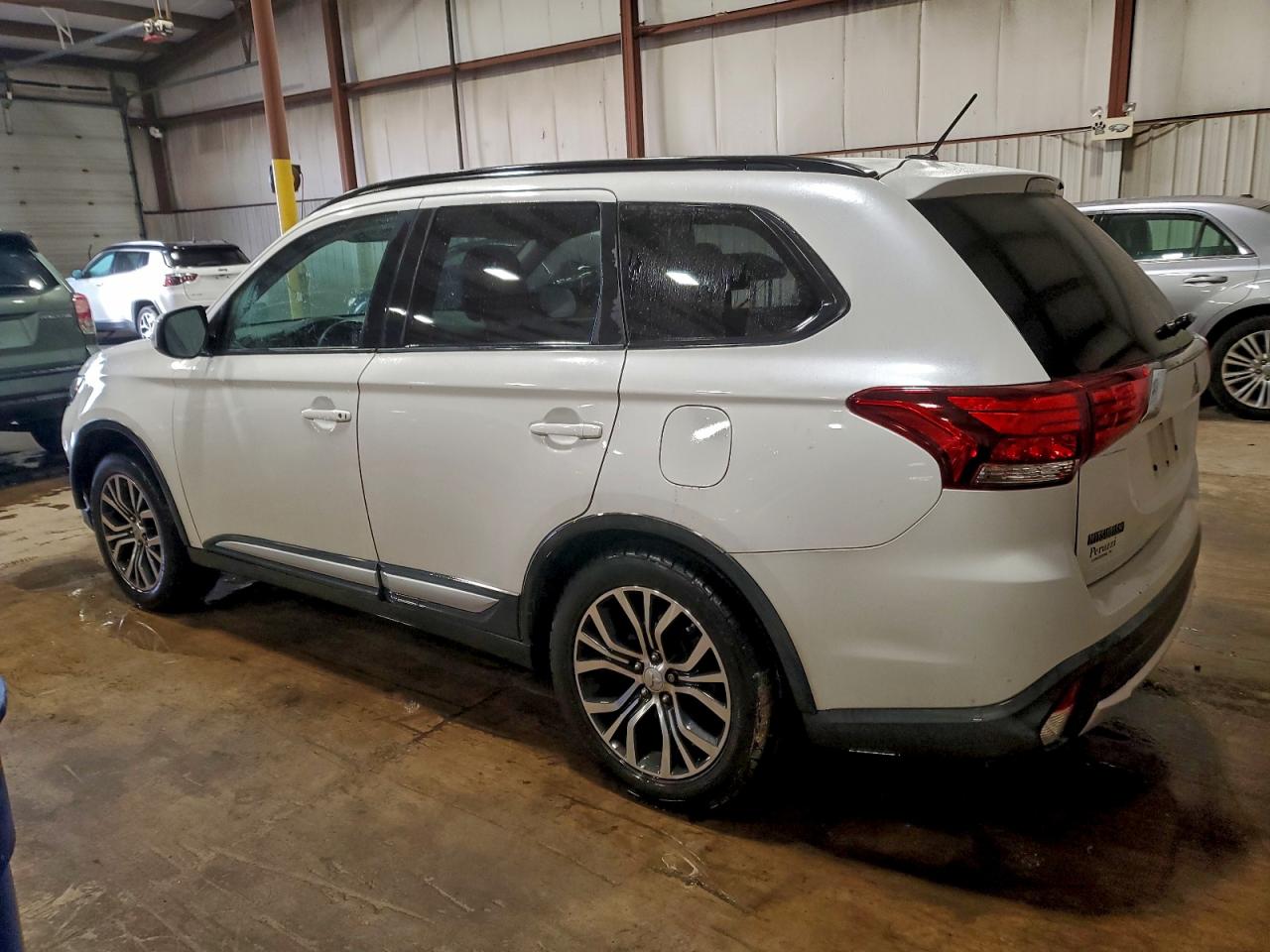 Lot #3311622269 2016 MITSUBISHI OUTLANDER
