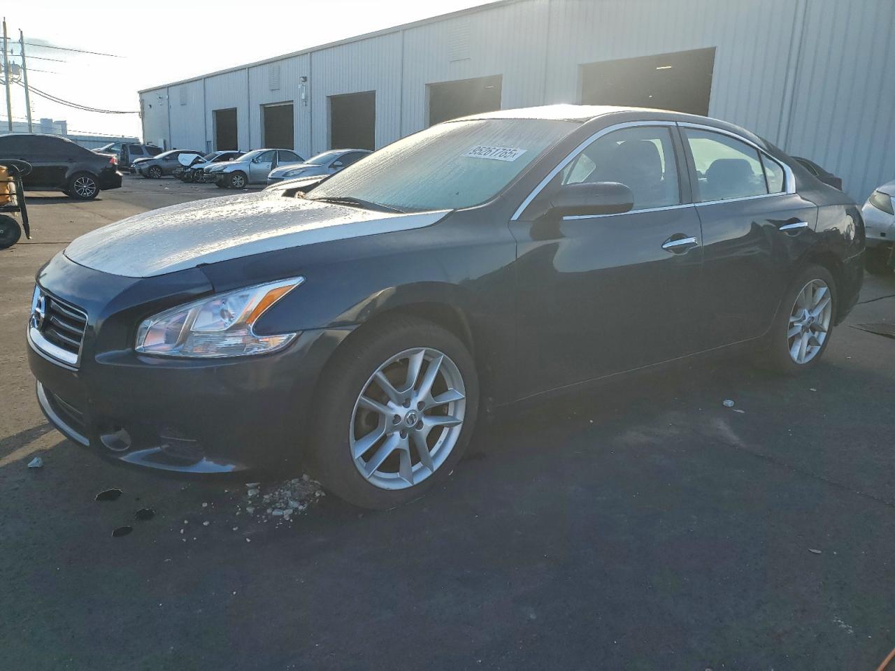 NISSAN MAXIMA S
