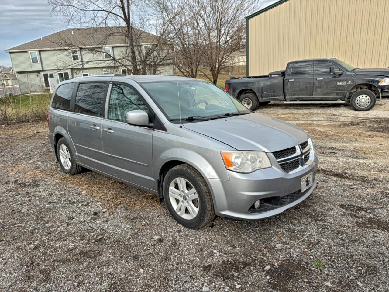 DODGE GRAND CARAVAN CREW
