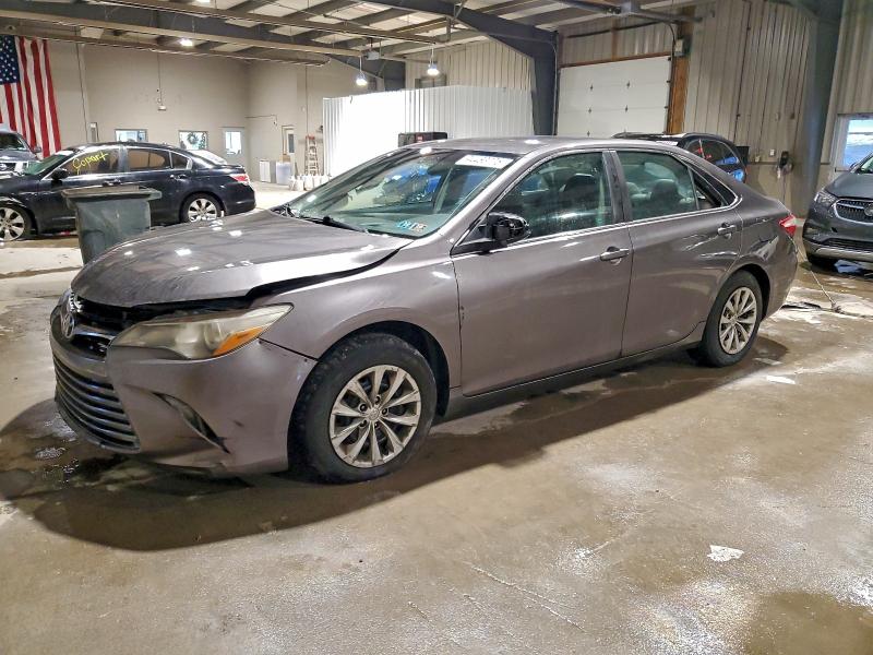 2016 TOYOTA CAMRY LE #3304721964