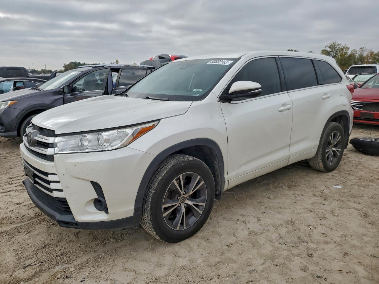 TOYOTA HIGHLANDER LE