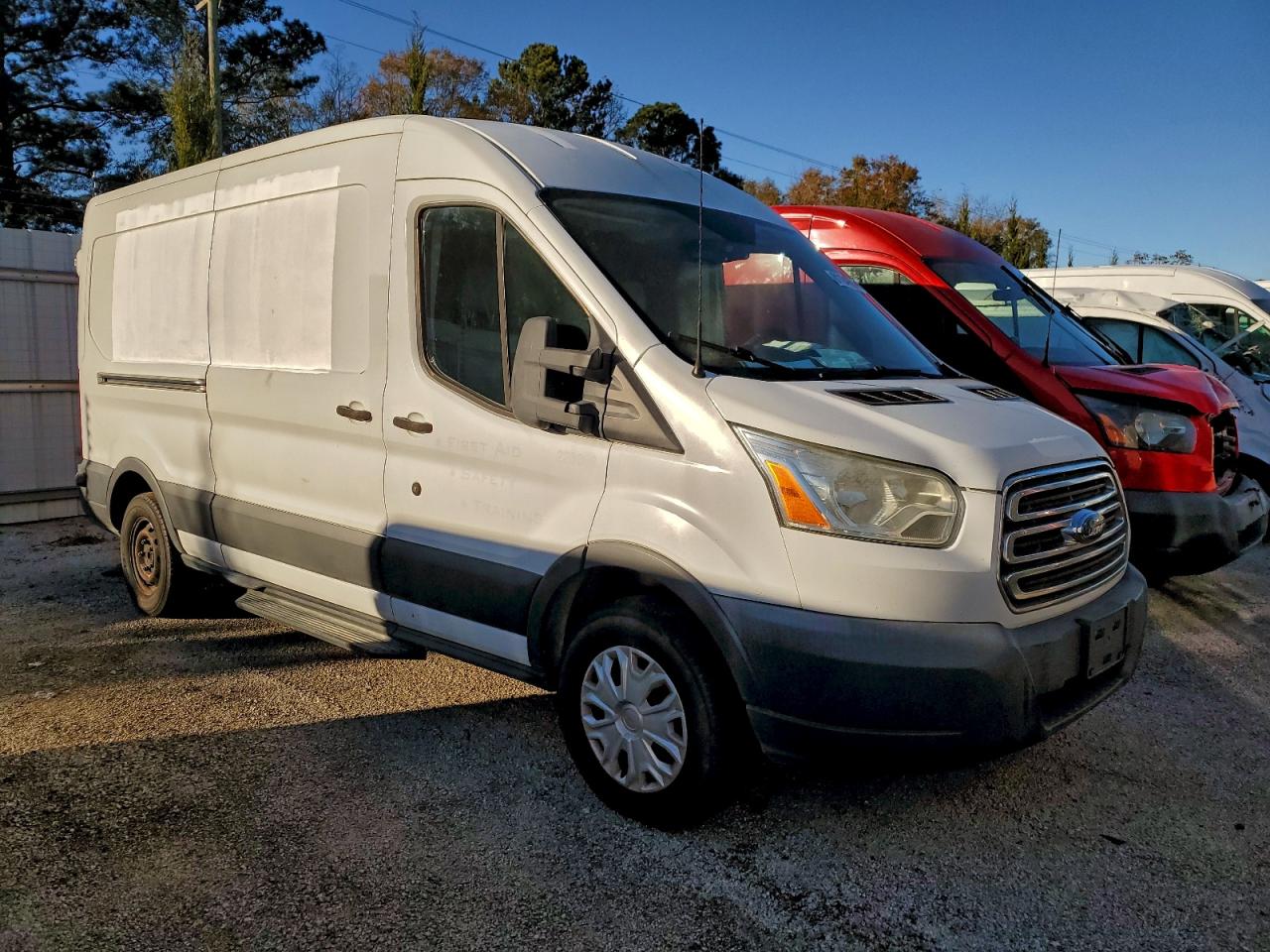 Lot #3316826408 2015 FORD TRANSIT T-