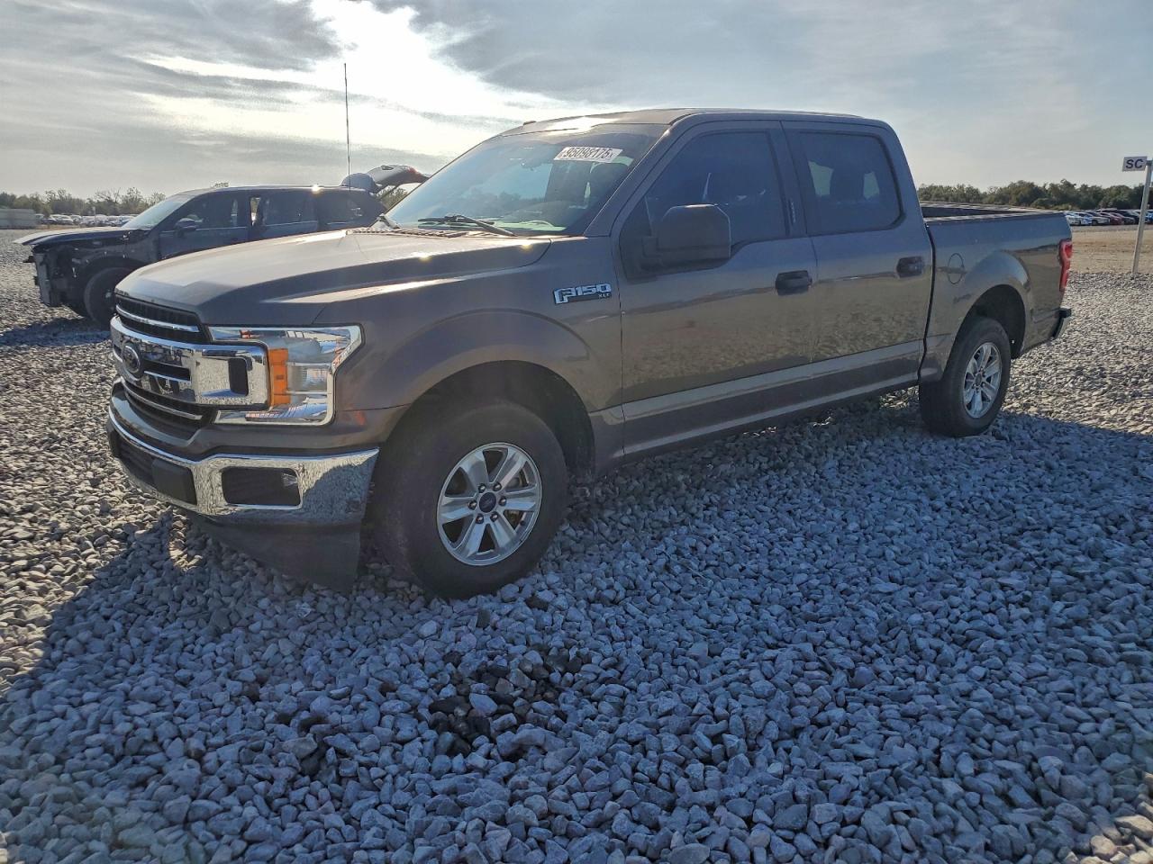 FORD F-150 SUPERCREW