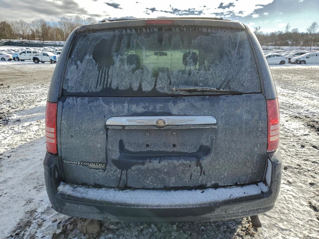 Lot #3312350770 2008 CHRYSLER TOWN & COU