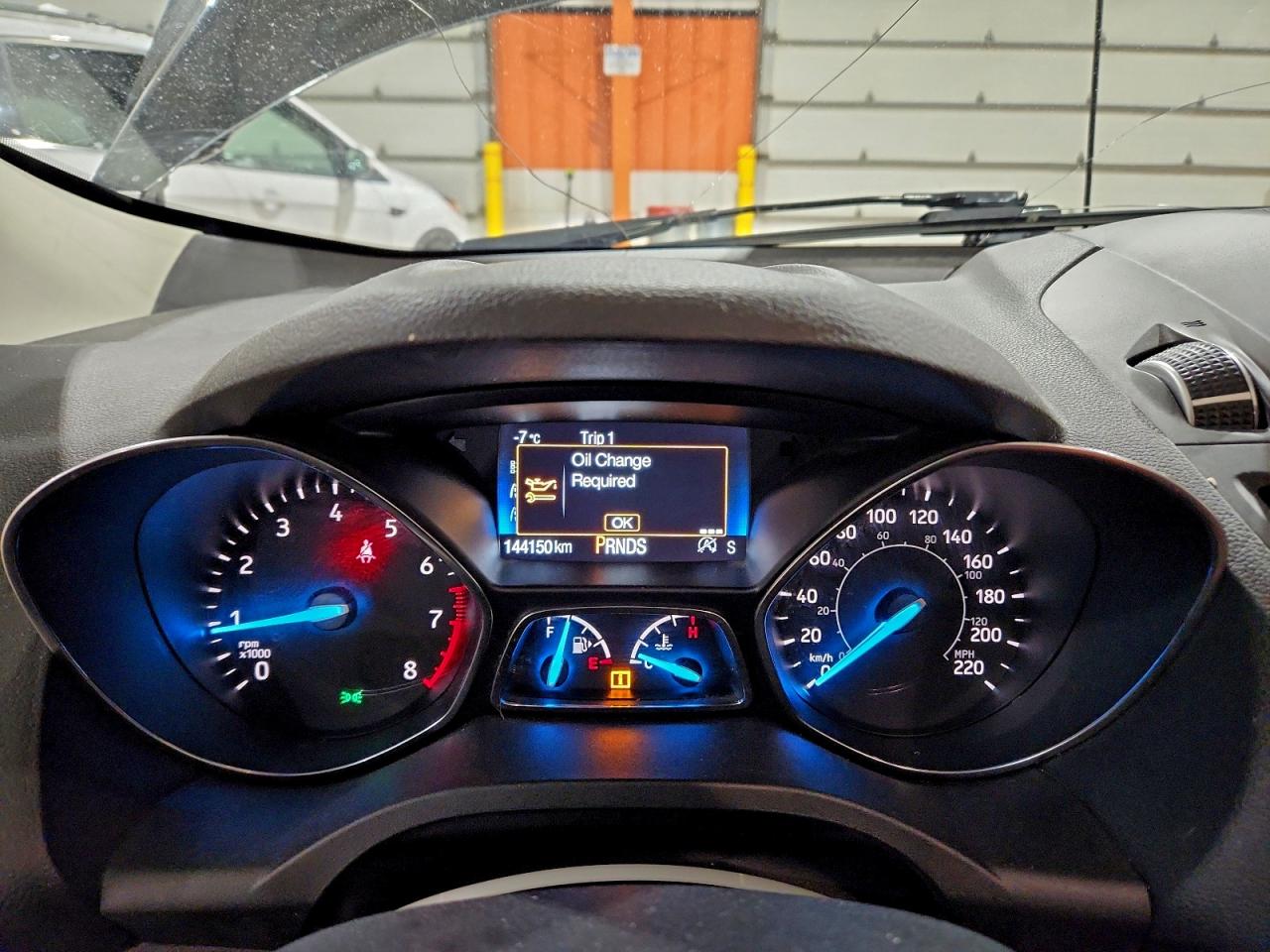 FORD ESCAPE TITANIUM