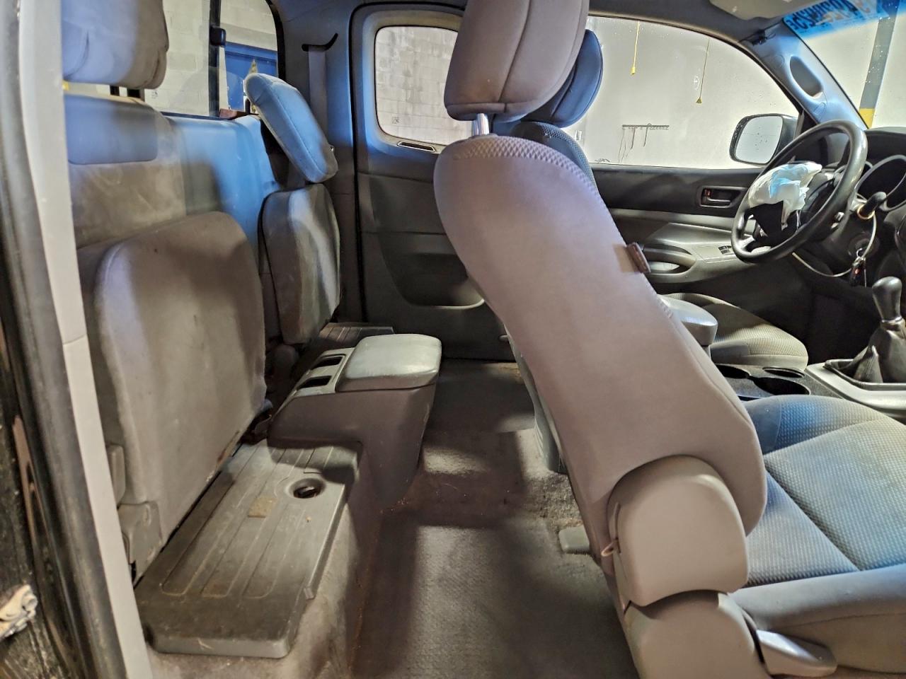 TOYOTA TACOMA ACCESS CAB