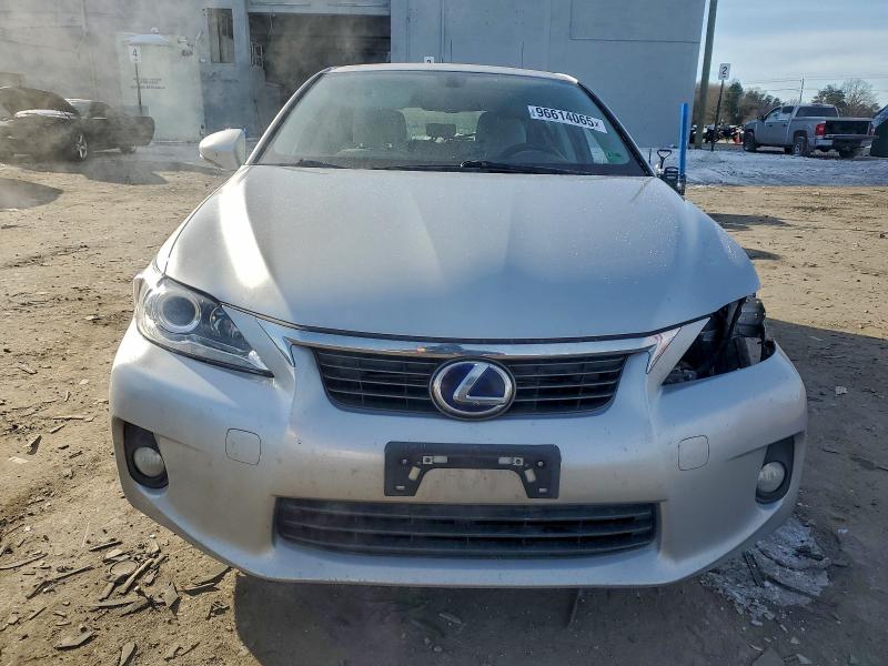 2011 LEXUS CT 200 #3316163269