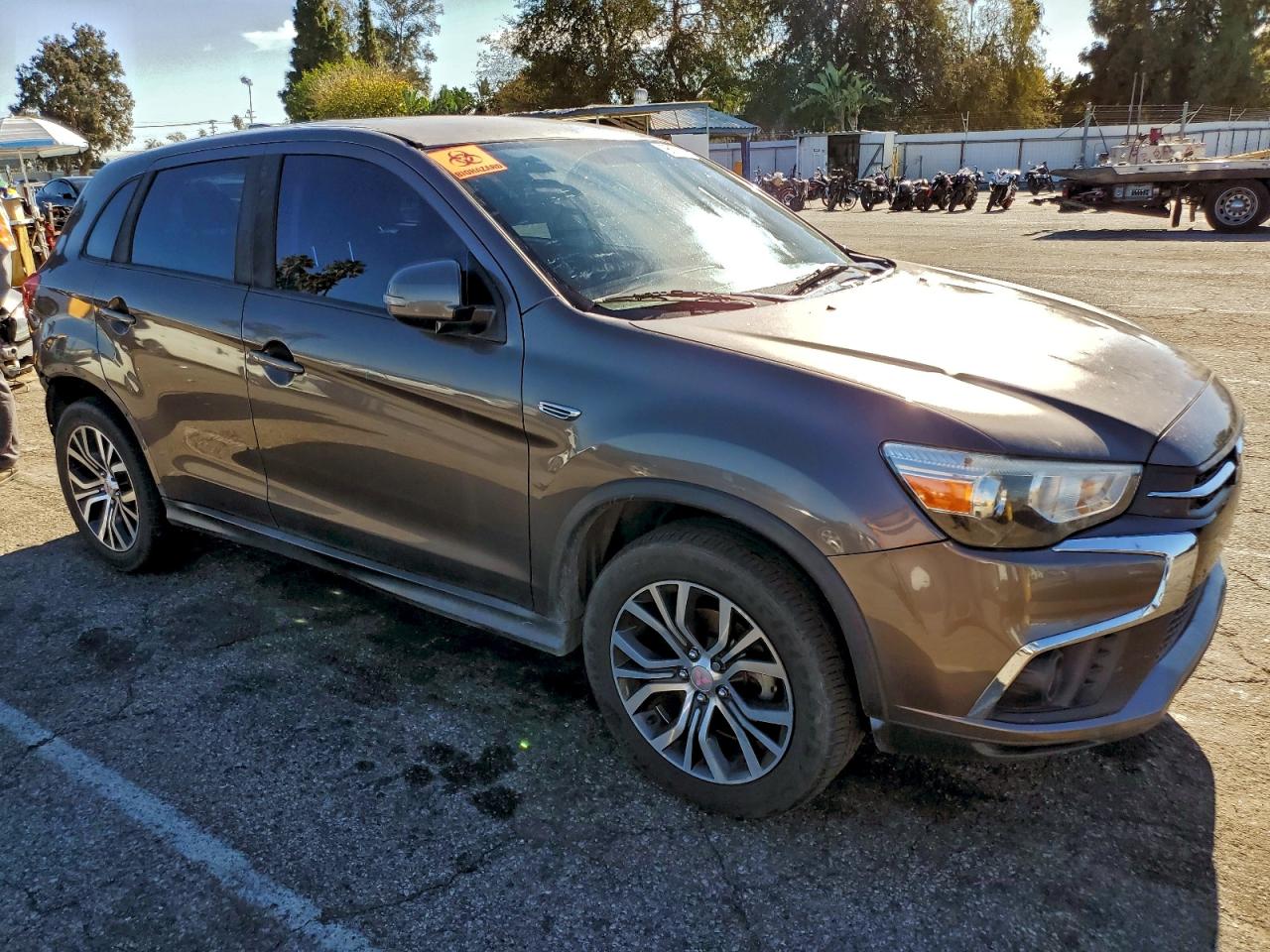 MITSUBISHI OUTLANDER ES