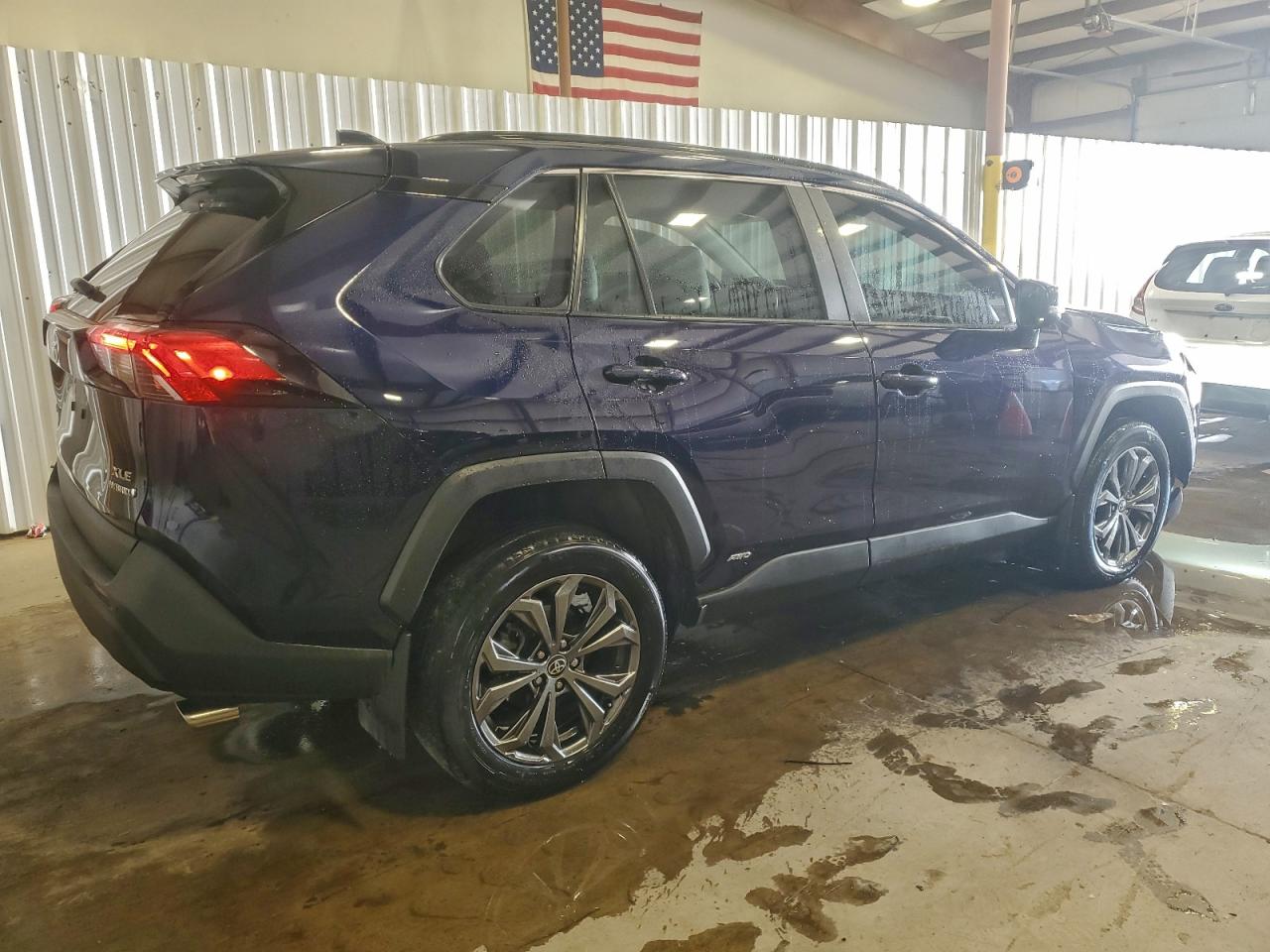 TOYOTA RAV4 XLE PREMIUM