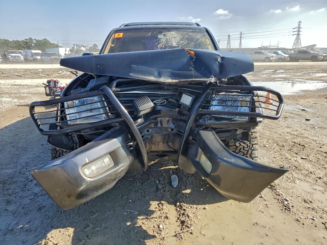 Lot #3311609248 2001 TOYOTA LAND CRUIS