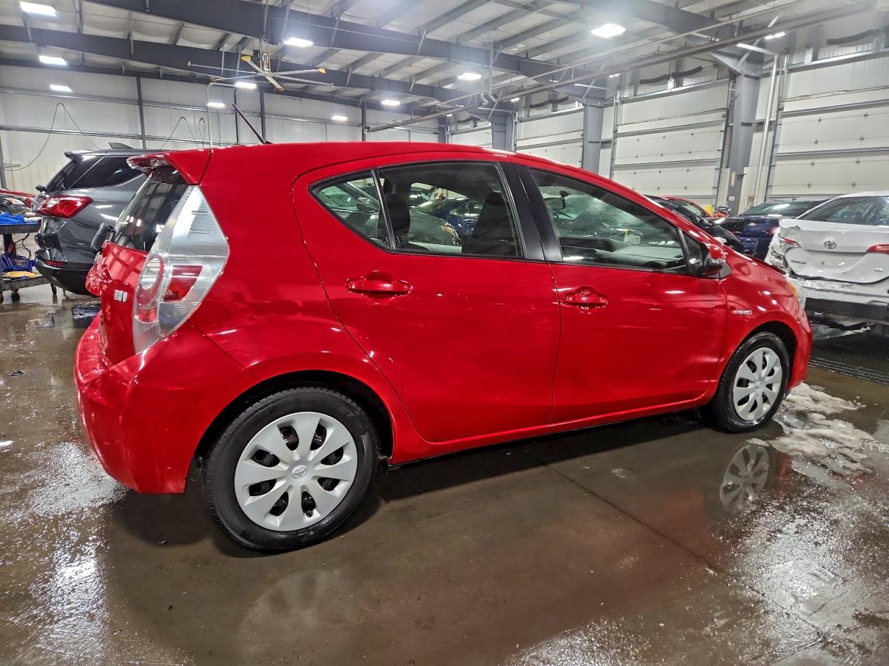 TOYOTA PRIUS C