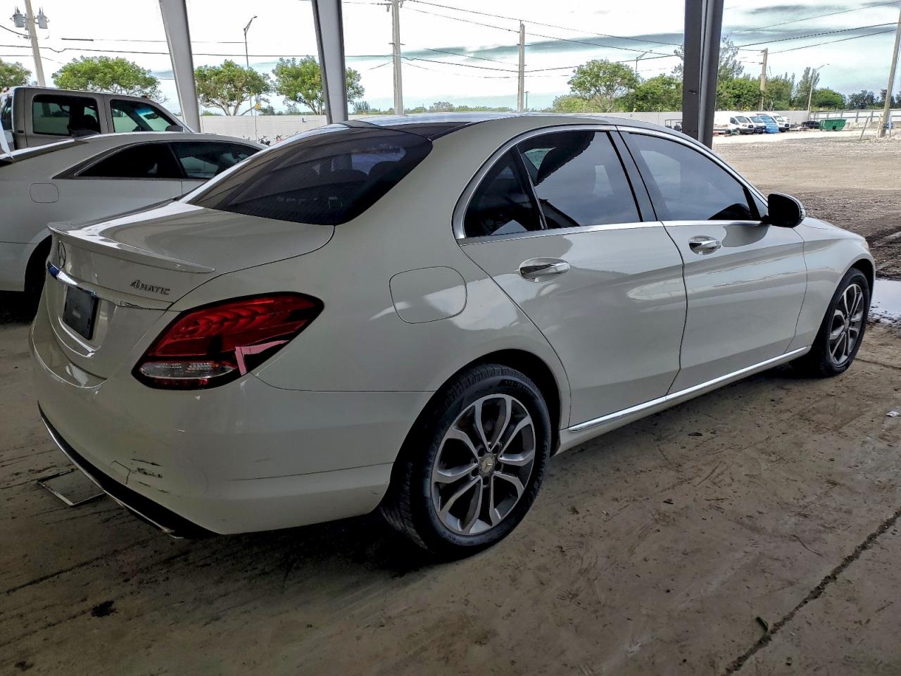 MERCEDES-BENZ C-CLASS 300 4MATIC