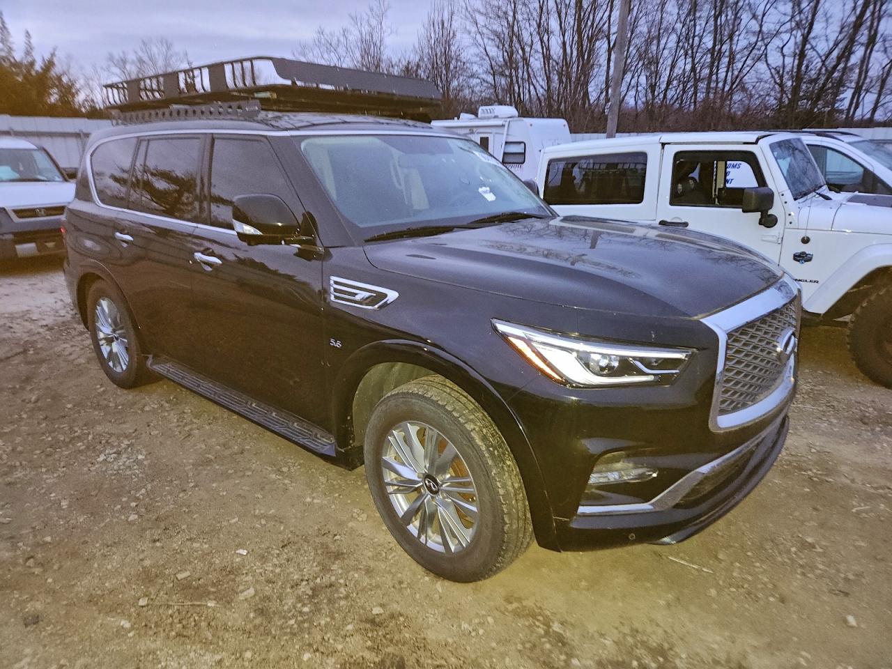INFINITI QX80 BASE