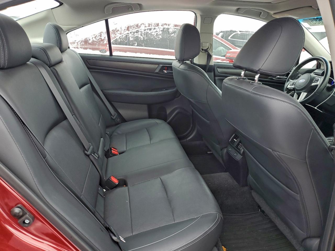 SUBARU LEGACY 3.6R LIMITED