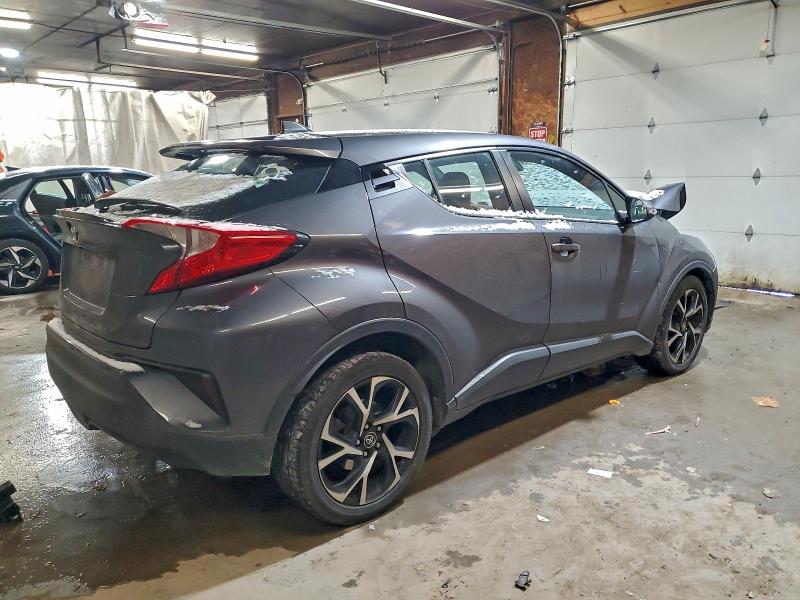 2018 TOYOTA C-HR XLE #3315962130