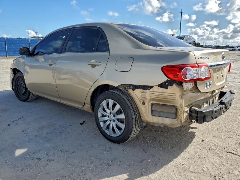 2013 TOYOTA COROLLA BA #3302878929