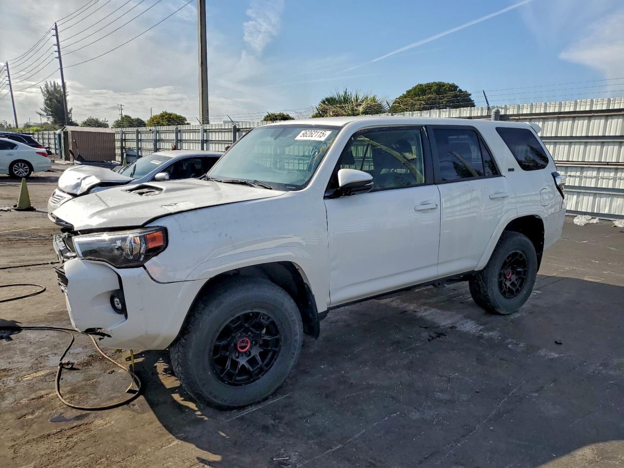TOYOTA 4RUNNER SE