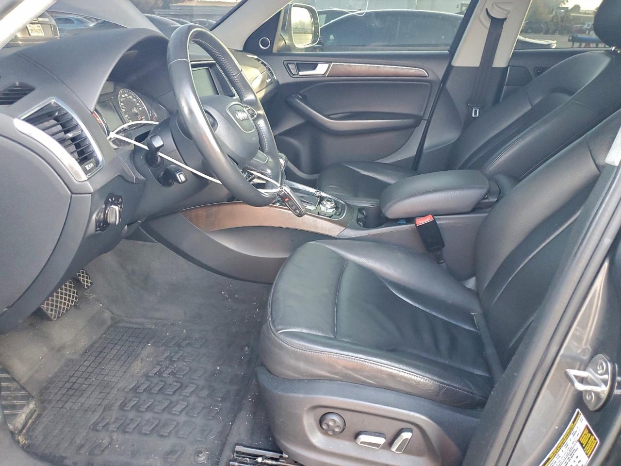 AUDI Q5 PREMIUM PLUS