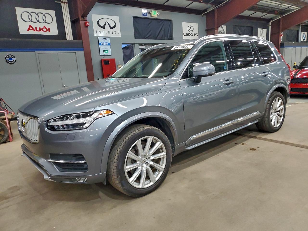 VOLVO XC90 T6