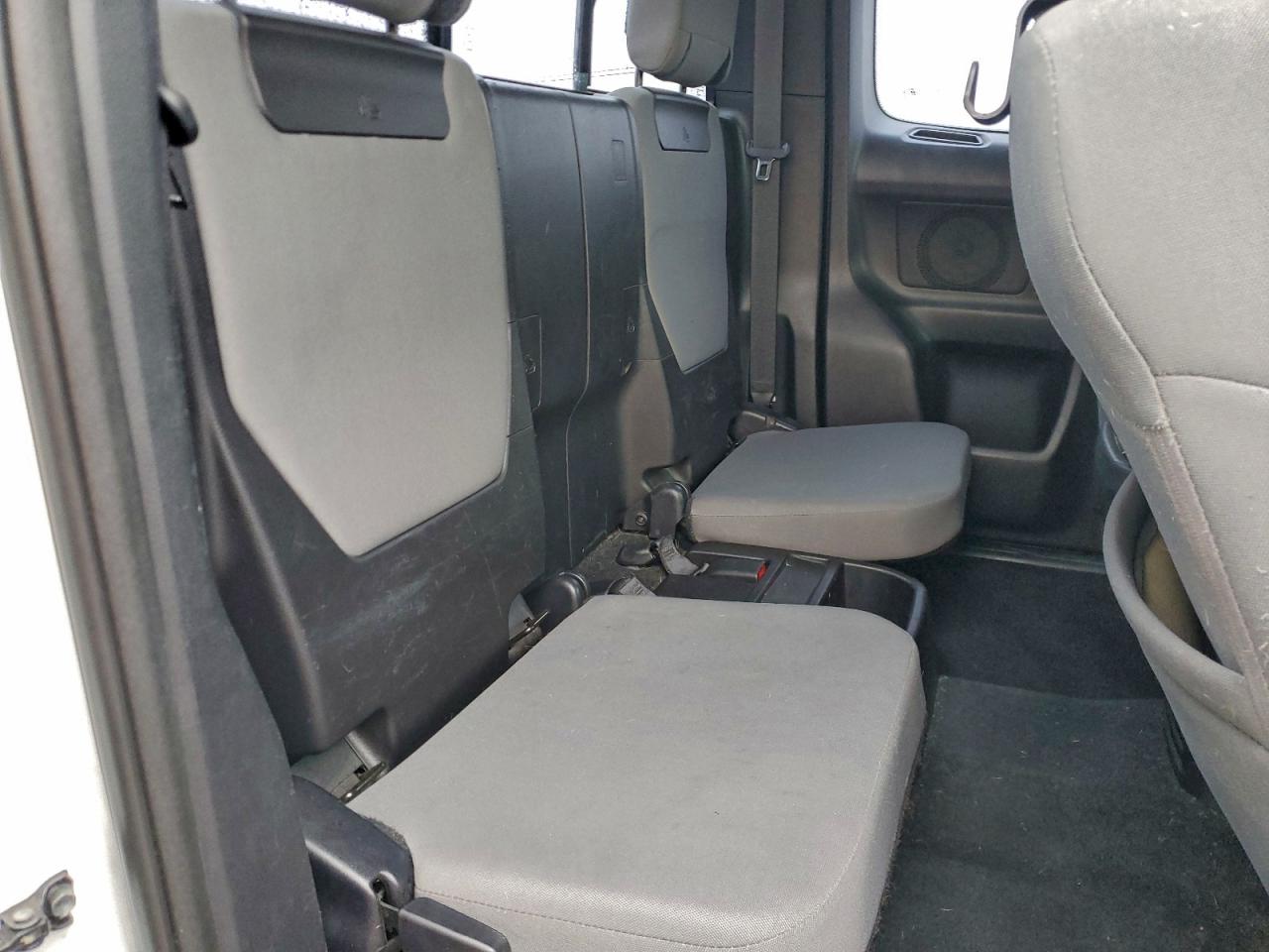 TOYOTA TACOMA ACCESS CAB