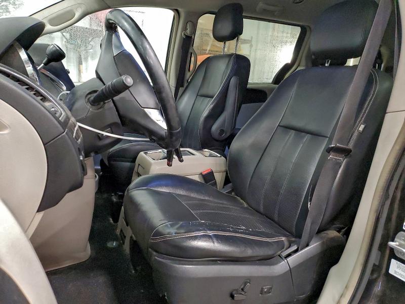 2011 CHRYSLER TOWN & COU #3310597093