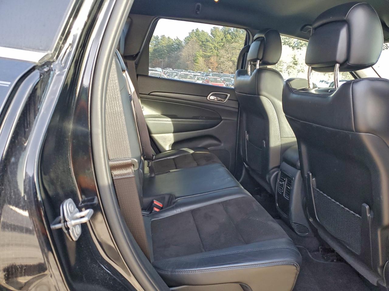 JEEP GRAND CHEROKEE LAREDO