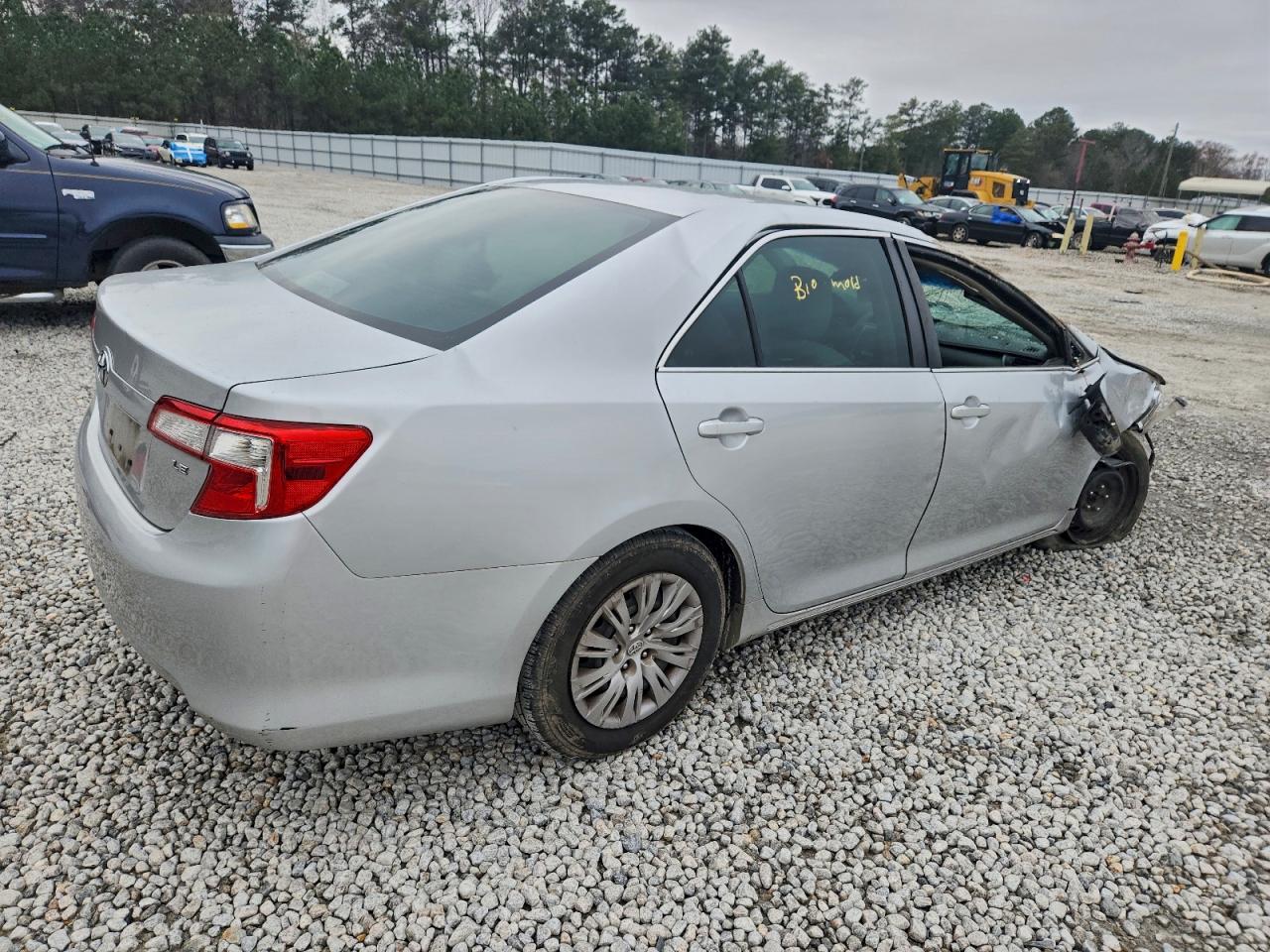 TOYOTA CAMRY L