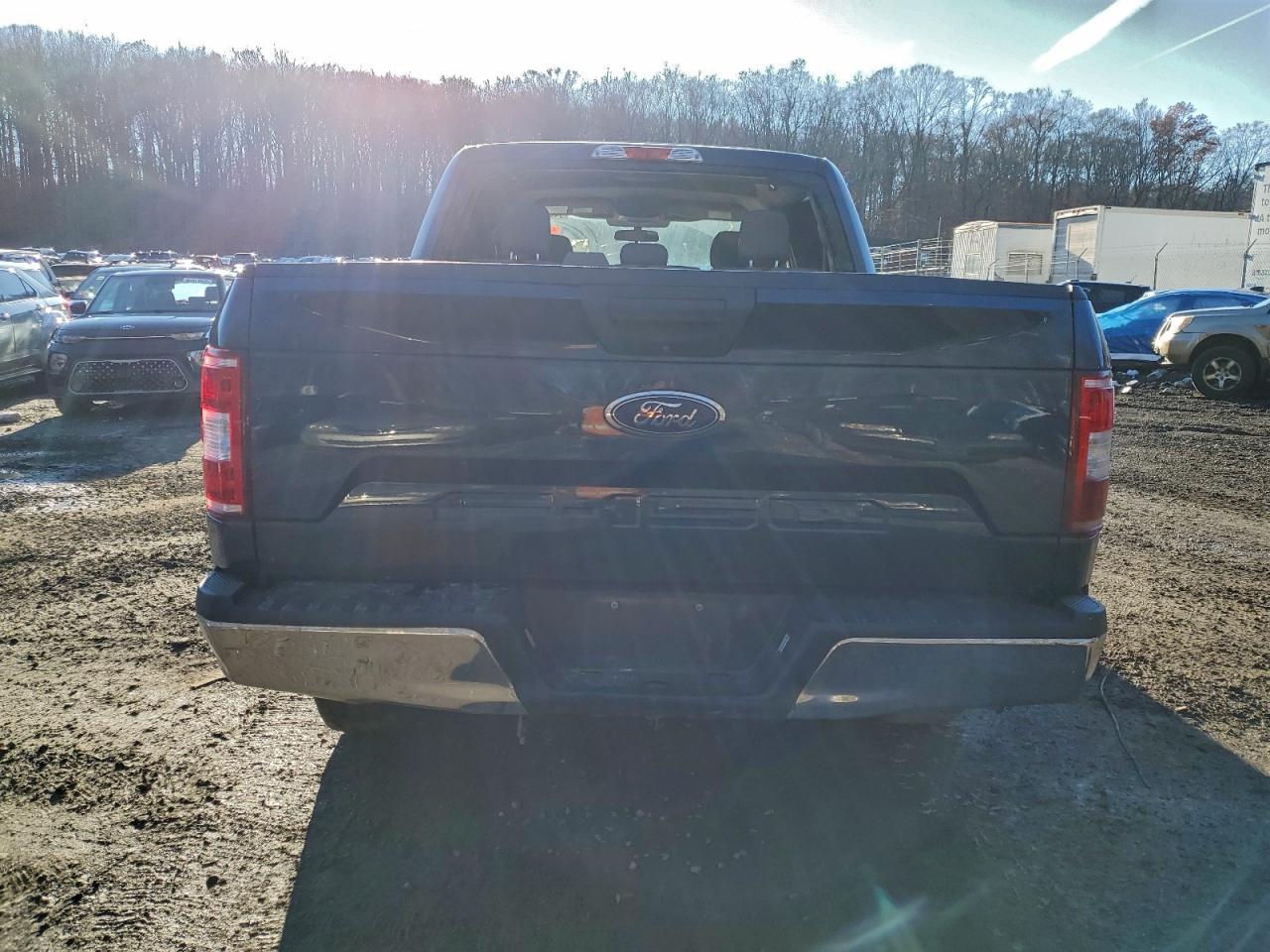 FORD F-150 SUPERCREW