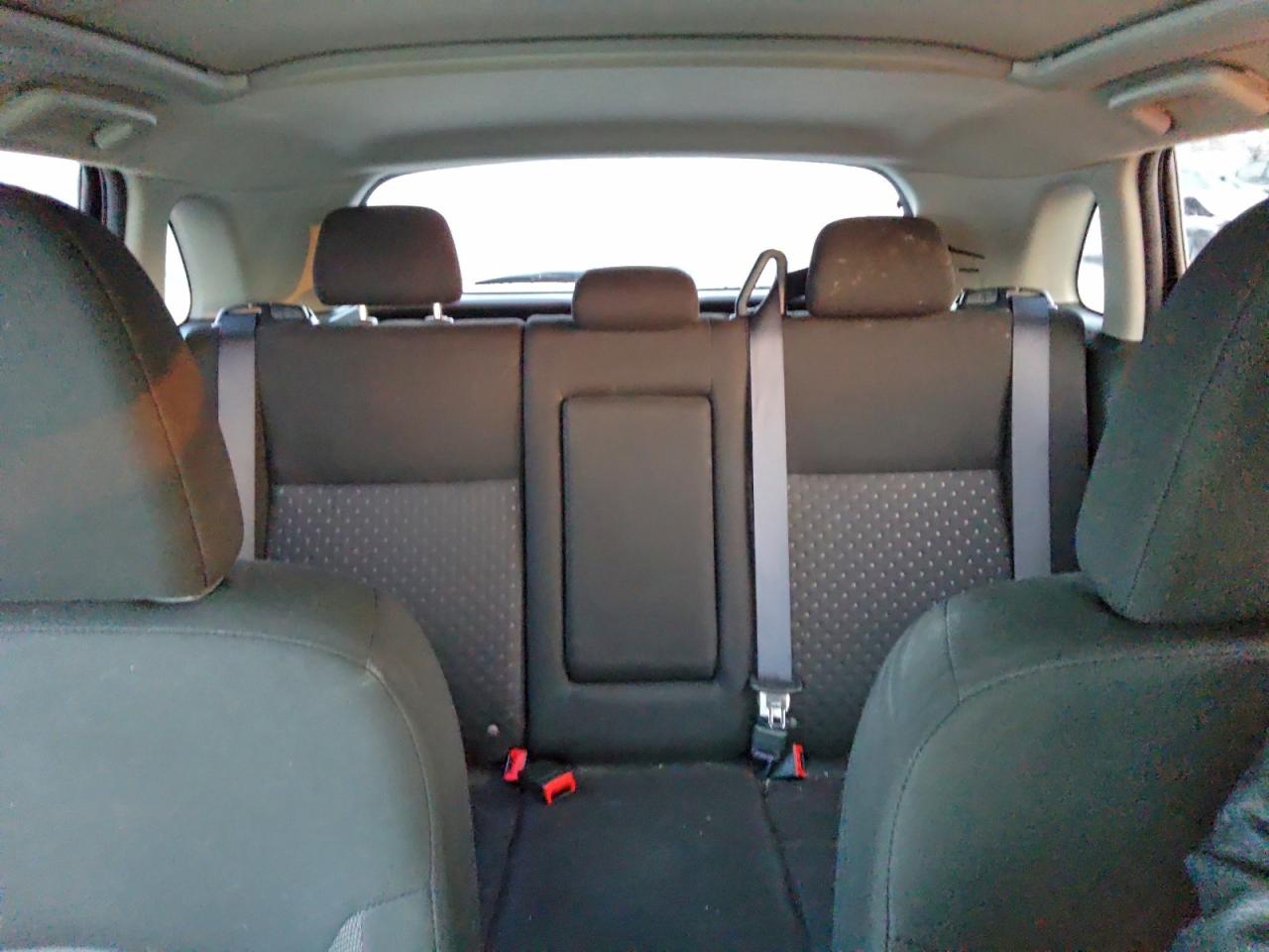 MITSUBISHI OUTLANDER SE