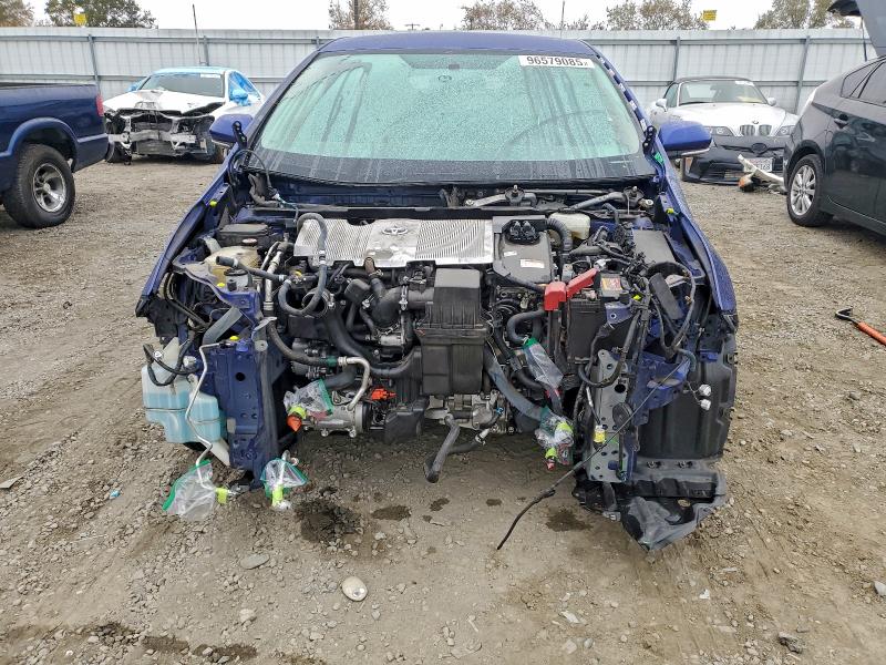 2016 TOYOTA PRIUS #3316698525