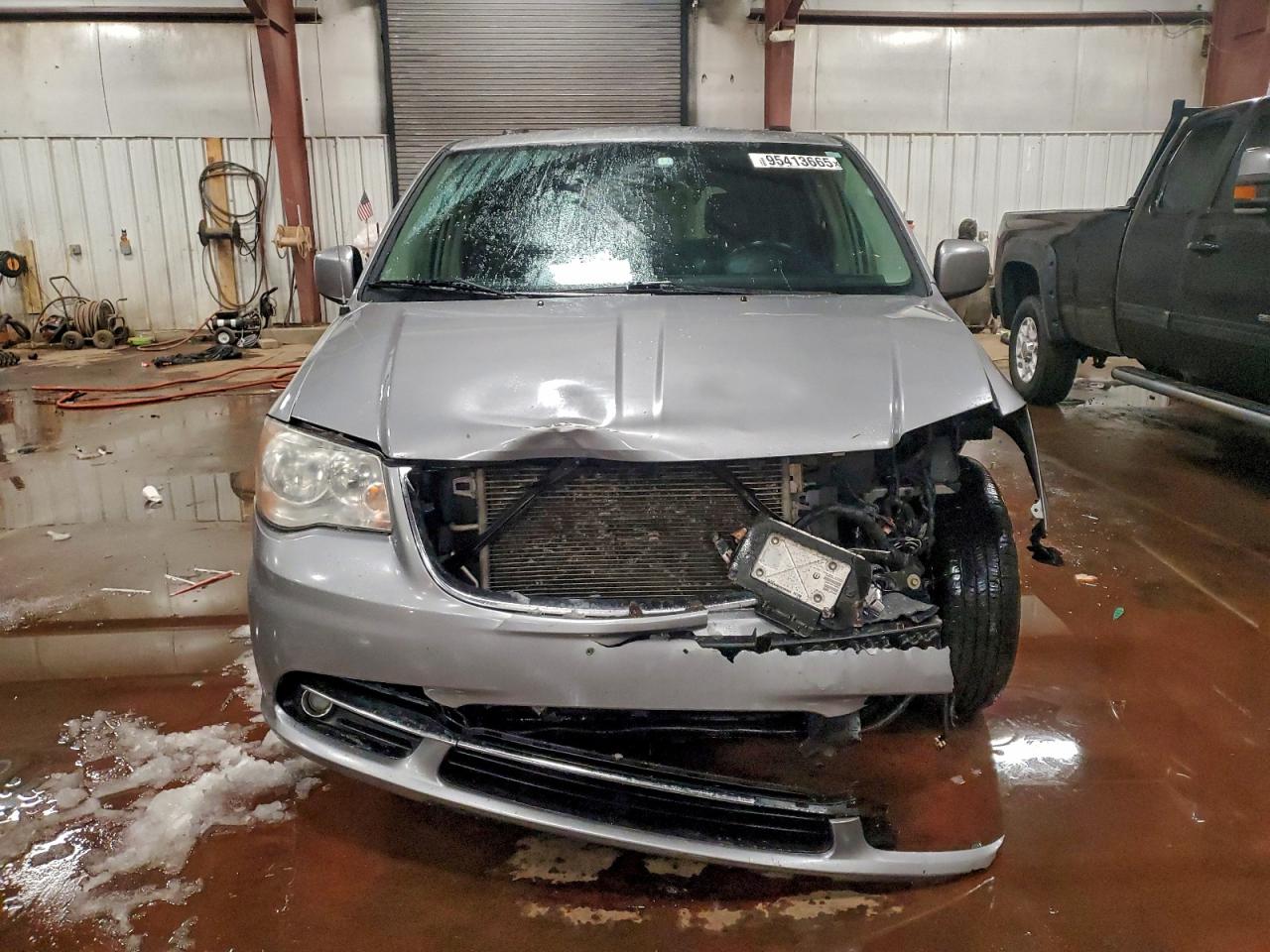 CHRYSLER TOWN & COUNTRY TOURING