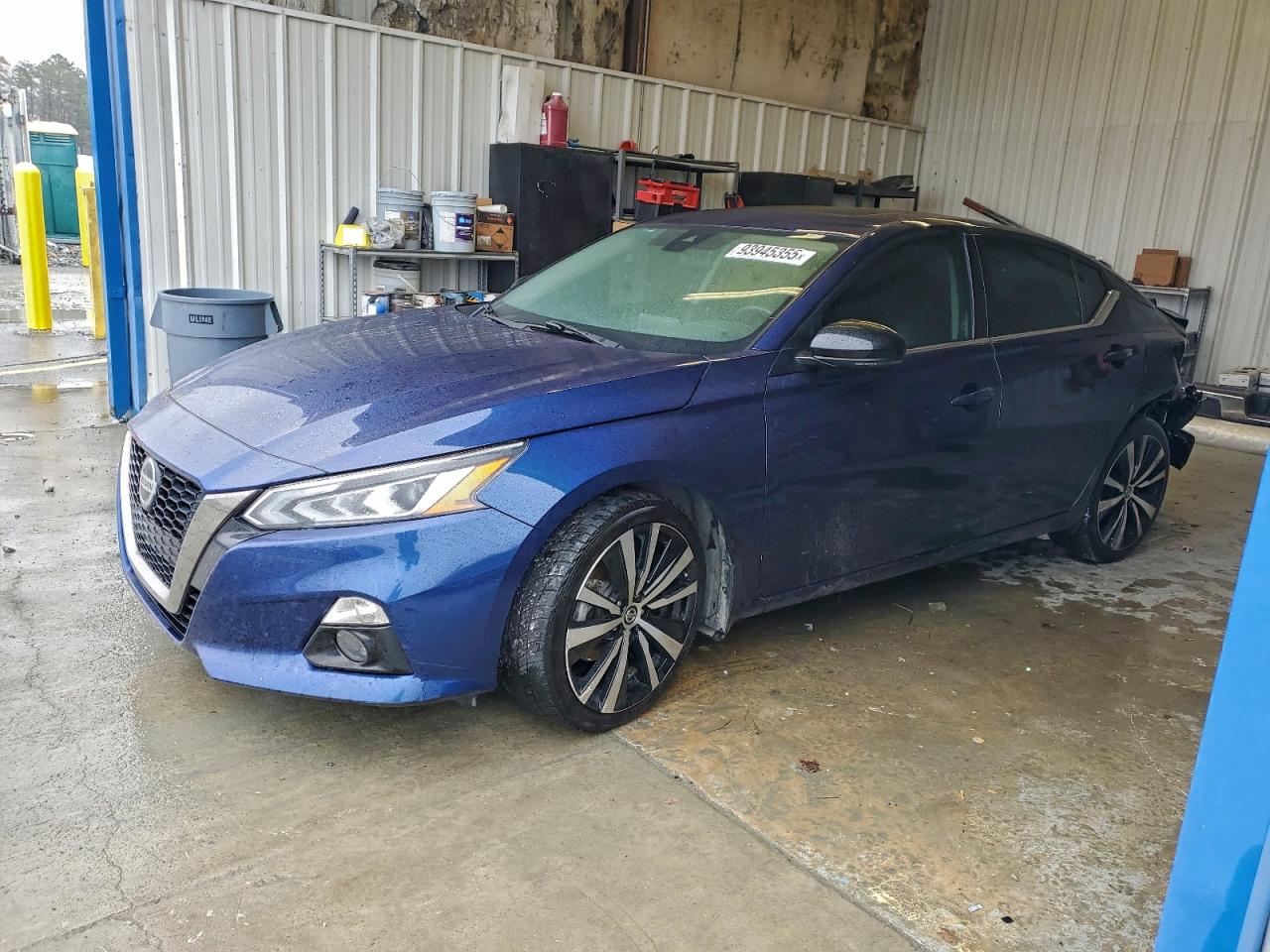 Lot #3309281618 2021 NISSAN ALTIMA SR