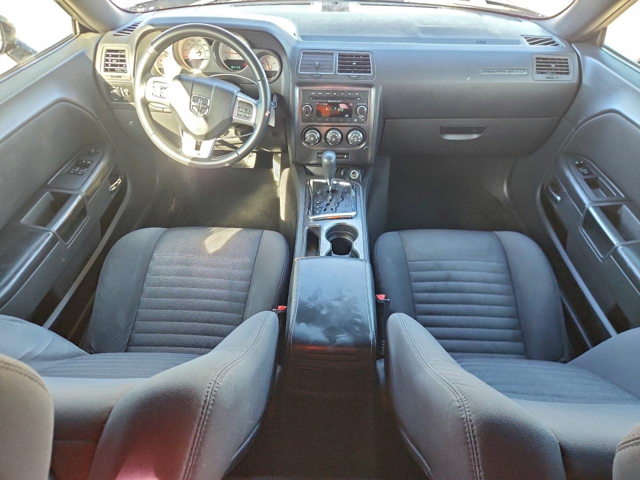 DODGE CHALLENGER SXT