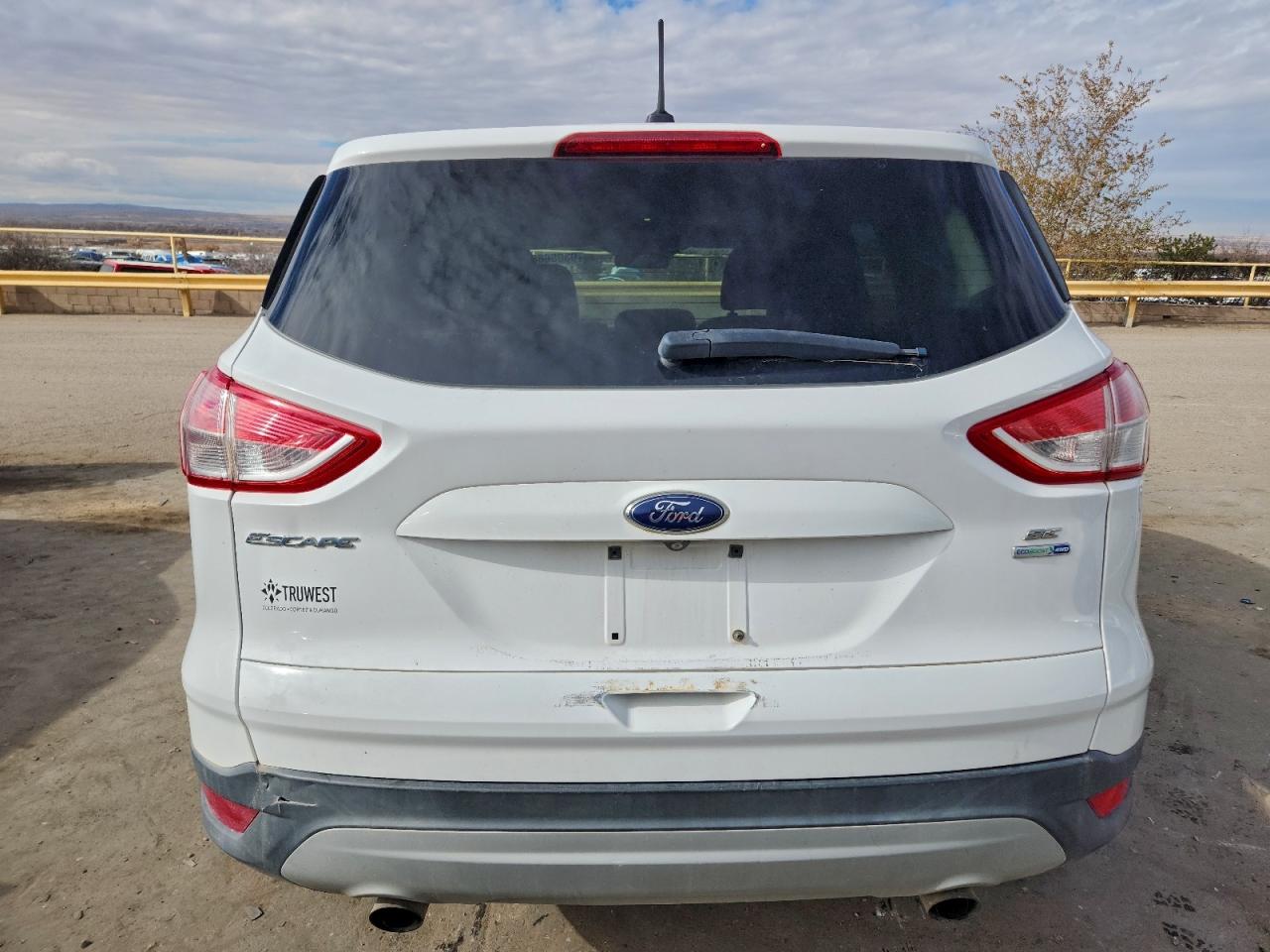 FORD ESCAPE SE