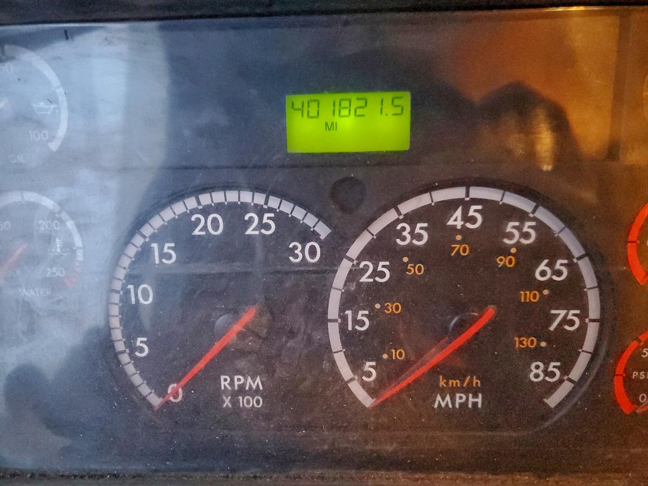 Lot #3317822193 2012 FREIGHTLINER M2