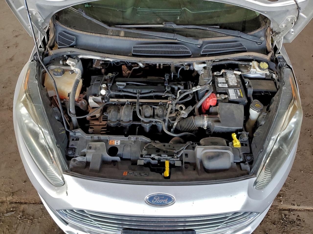 Lot #3315903107 2018 FORD FIESTA SE