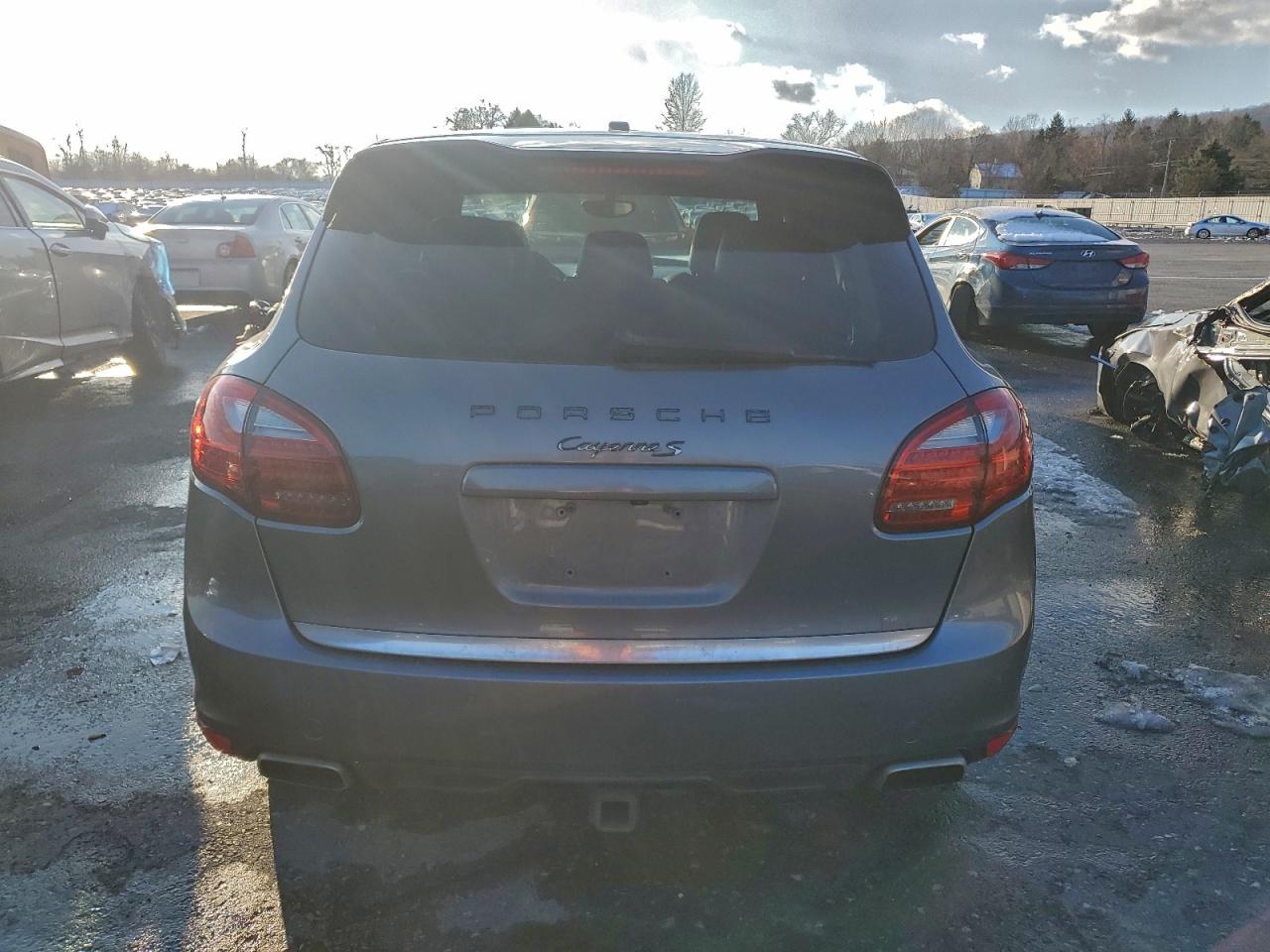 PORSCHE CAYENNE S