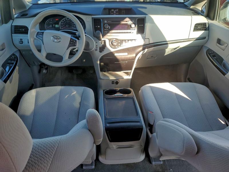 2014 TOYOTA SIENNA LE #3311446358