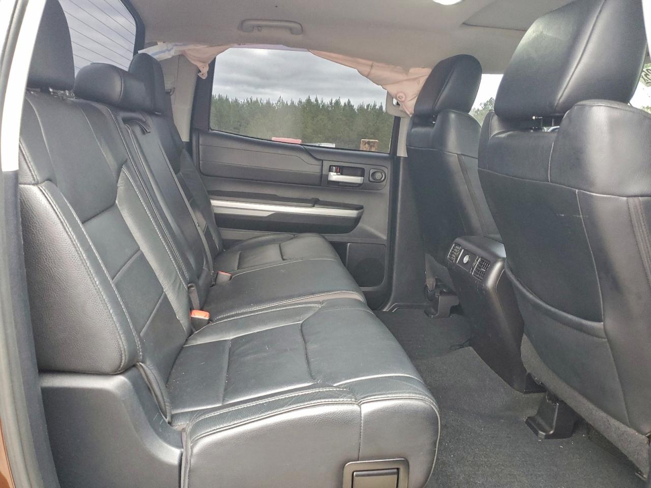 TOYOTA TUNDRA CREWMAX LIMITED