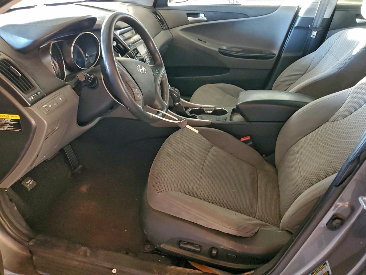 Lot #3305640719 2013 HYUNDAI SONATA GLS