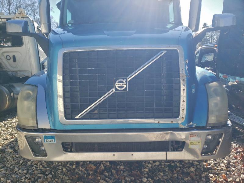 2017 VOLVO VNL #3309279624