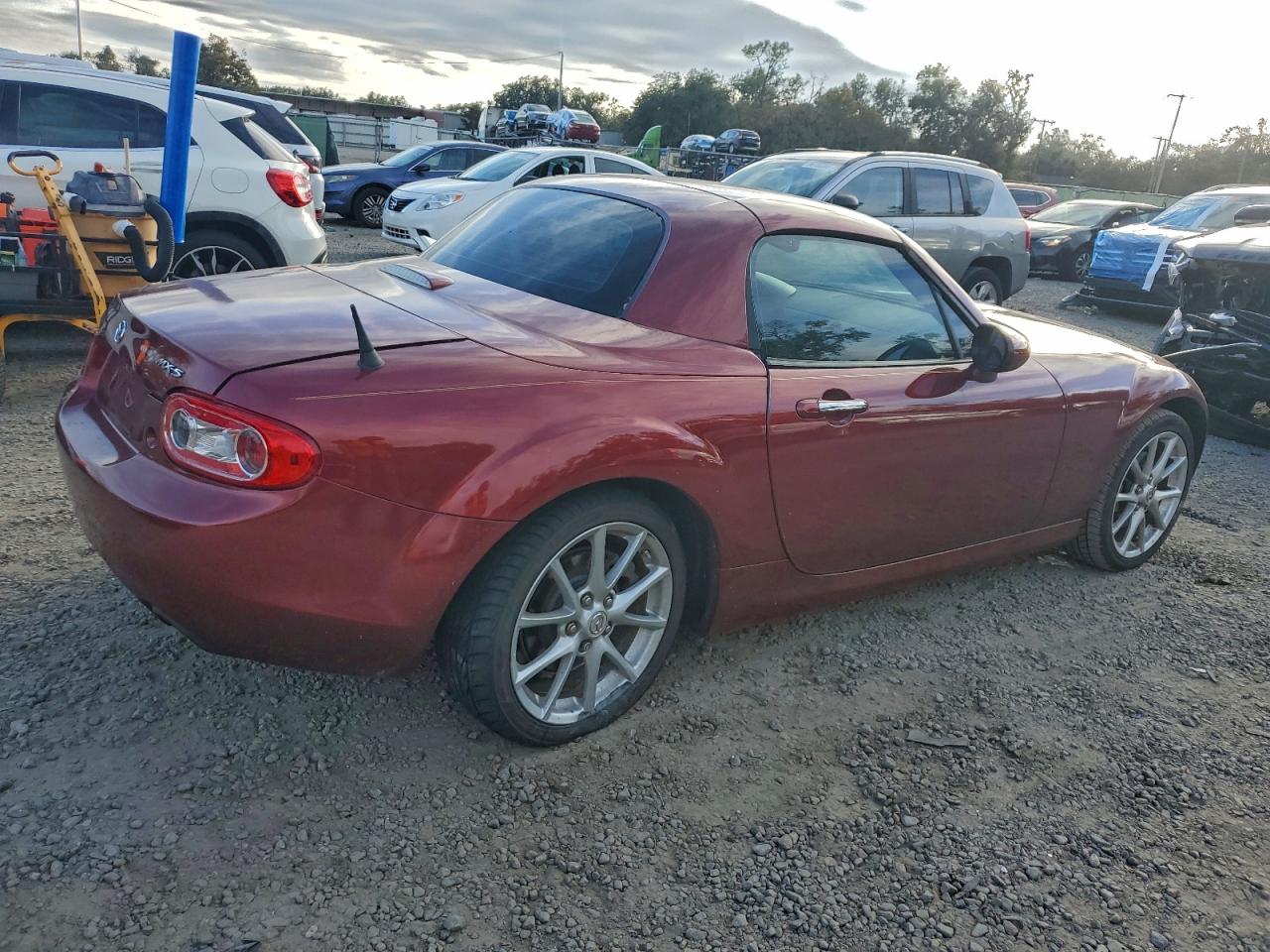 MAZDA MX-5 MIATA